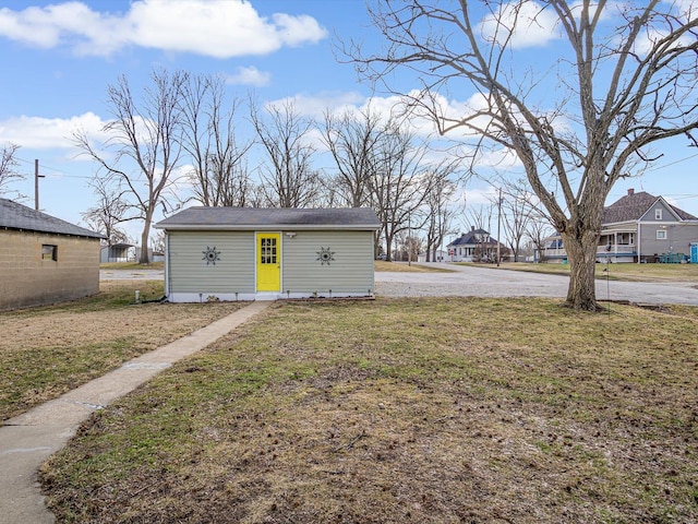 view of outbuilding featuring a residential view
