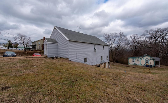 670 S Main St, Saint Clair, MO 63077 - view of property exterior with a yard