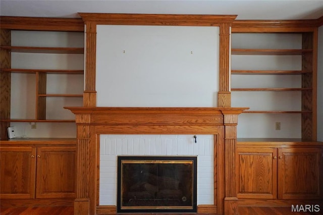 1014 Jefferson St, Hermann, MO 65041 - detailed view of a brick fireplace