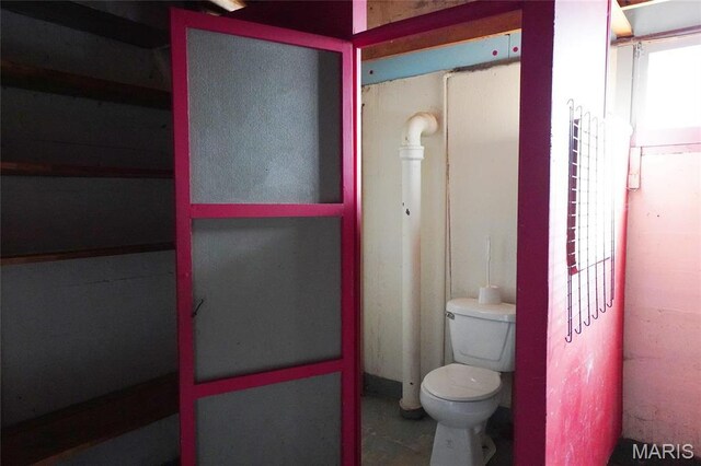 1014 Jefferson St, Hermann, MO 65041 - bathroom with toilet
