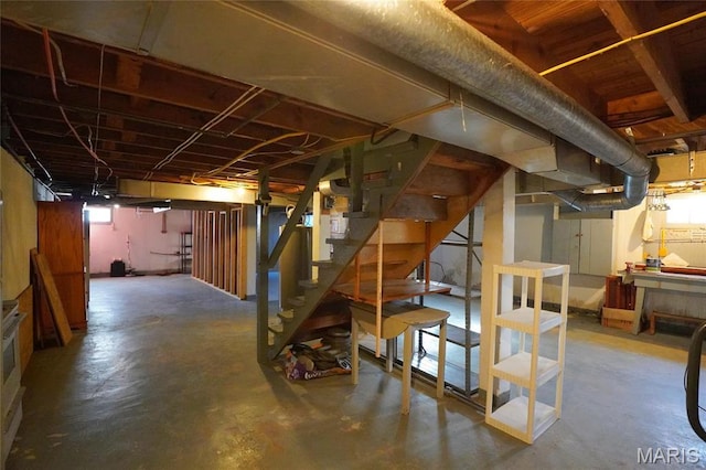 1014 Jefferson St, Hermann, MO 65041 - below grade area featuring stairs