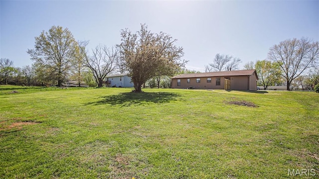 13060 Kimberly Ln, De Soto, MO 63020 - view of green lawn