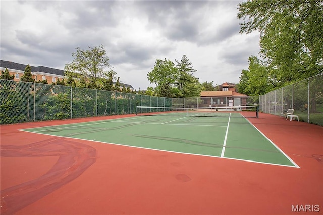 585 Coeur De Royale Dr Unit 206, Creve Coeur, MO 63141 - view of tennis court featuring community basketball court