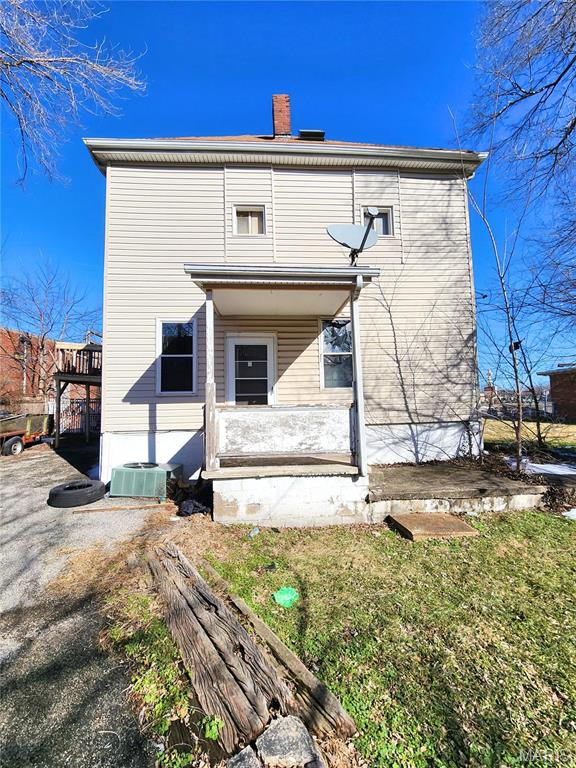 2718 State St E, St Louis, IL 62205 - photo 29