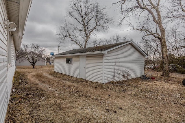 1311 Beck, Lebanon, MO 65536 - view of outdoor structure featuring an outdoor structure