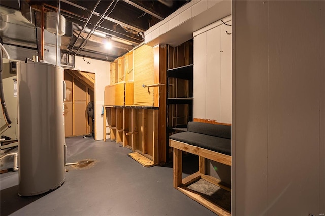 14 Club Ct, Union, MO 63084 - unfinished below grade area with gas water heater