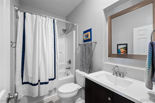 29 Spoede Ln, Creve Coeur, MO 63141 - full bath featuring shower / bath combo and vanity