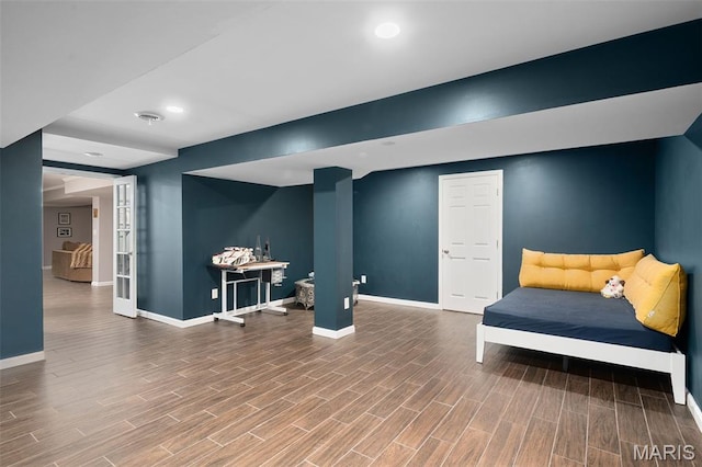 29 Spoede Ln, Creve Coeur, MO 63141 - living area with wood finished floors and recessed lighting