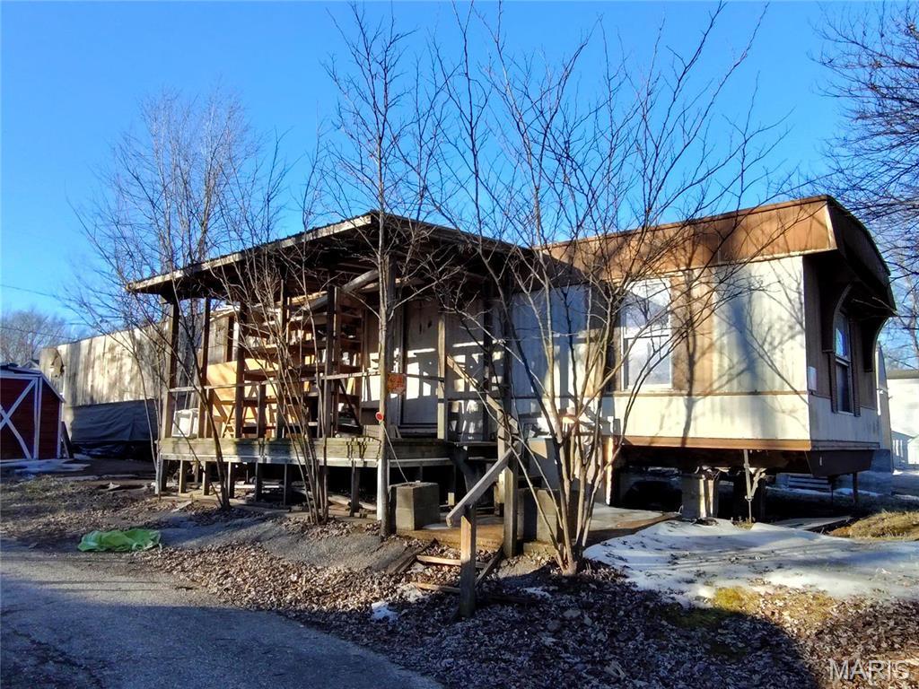 6544 Jenny Ct, Cedar Hill, MO 63016 - view of front of property with a wooden deck