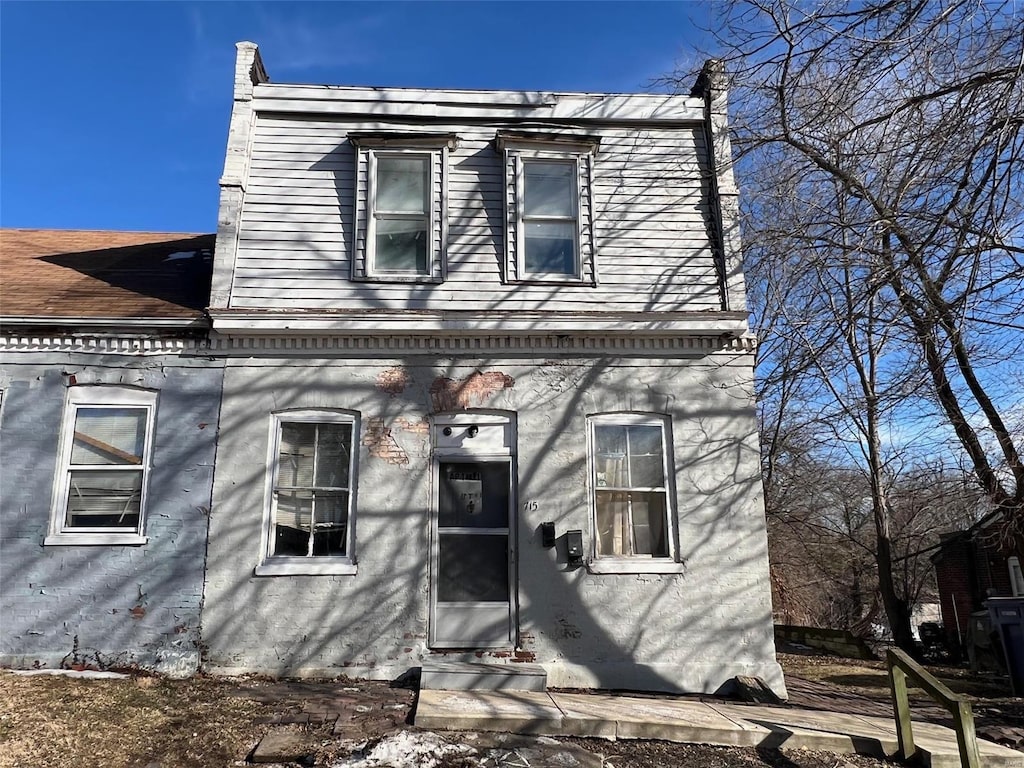 715 Caroline St, Belleville, IL 62220 - photo 1