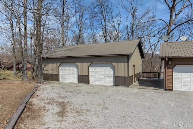 732 Woodridge Ln, Perryville, MO 63775 - view of detached garage