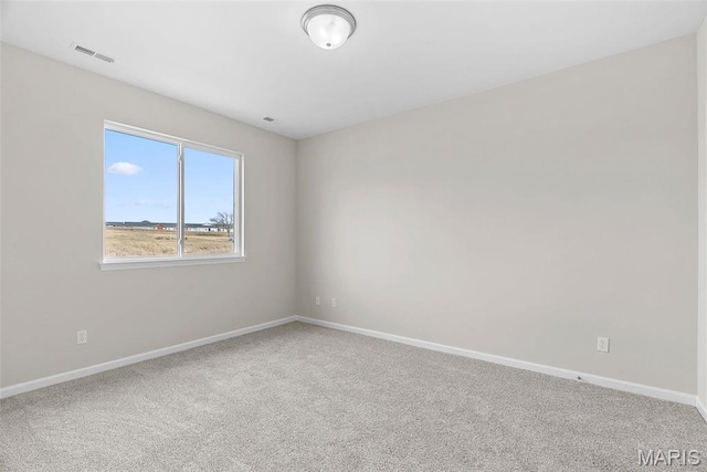 899 Walter Way, Washington, MO 63090 - unfurnished room featuring baseboards and carpet floors