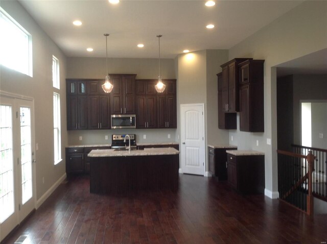 1607 Sugar Creek Dr, Festus, MO 63028 - photo 4