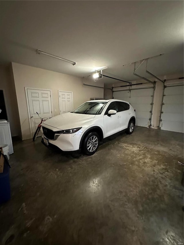 10 Cherokee Rdg, Sikeston, MO 63801 - garage with a garage door opener