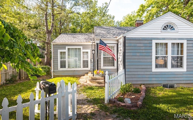 801 E 14th St, Rolla, MO 65401 - bungalow-style house featuring a chimney and roof with shingles