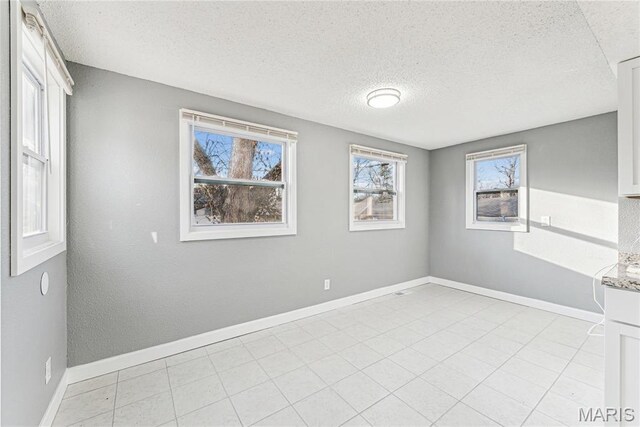 1246 Kilgore Dr, Saint Louis, MO 63137 - photo 10