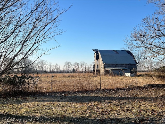 1539 Bcr 628, Puxico, MO 63960 - view of yard featuring a barn and an outbuilding
