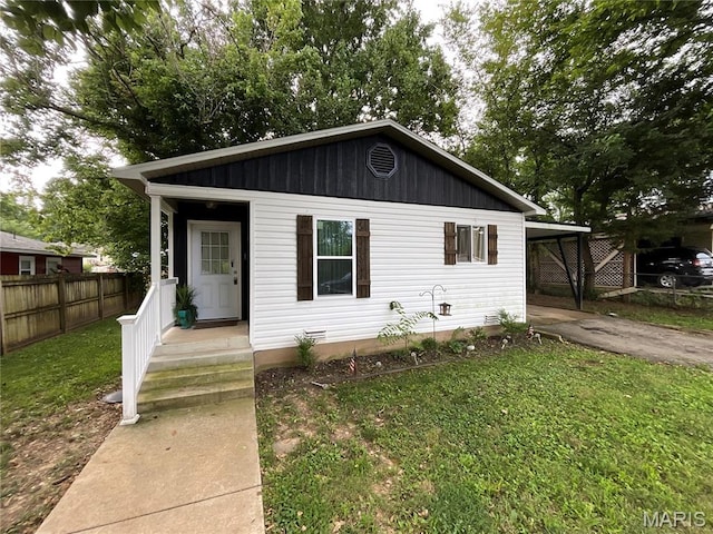 1052 6th St, West Plains, MO 65775 - photo 1