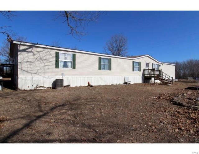 2086 County Road 137, Wasola, MO 65773 - view of front of home with central AC