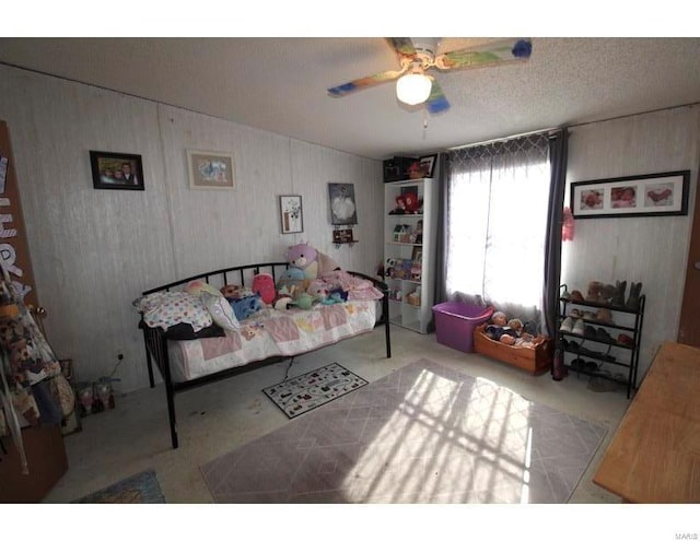 2086 County Road 137, Wasola, MO 65773 - bedroom with ceiling fan