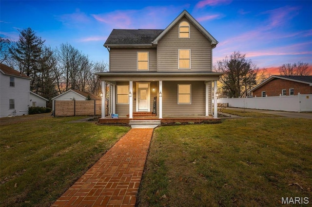 616 W Columbia St, Farmington, MO 63640 - view of front of house with a porch