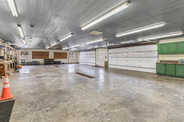 616 W Columbia St, Farmington, MO 63640 - view of garage