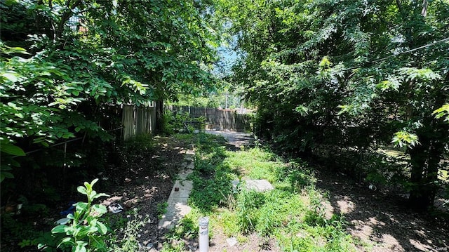 3449 Miami St, Saint Louis, MO 63118 - view of yard featuring fence