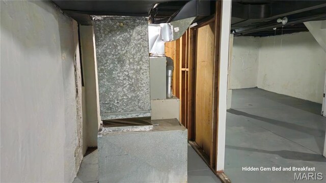 6522 Bartmer, University City, MO 63130 - view of unfinished basement
