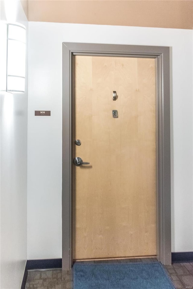 view of exterior entry