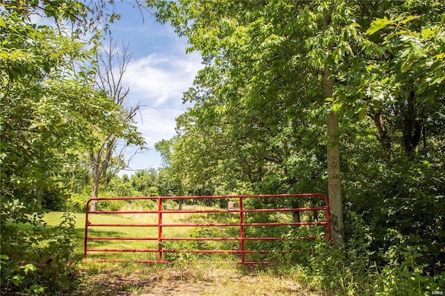 5001 Hilltop Ln, Imperial, MO 63052