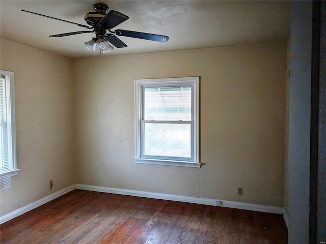 700 Pershing St E, St Louis, IL 62203 - unfurnished room featuring hardwood / wood-style floors, baseboards, and ceiling fan