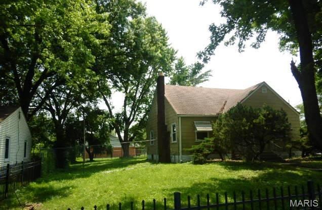 700 Pershing St E, St Louis, IL 62203 - photo 2