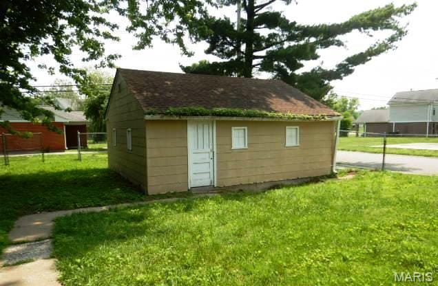 700 Pershing St E, St Louis, IL 62203 - photo 22