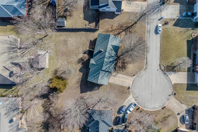 aerial view of property and surrounding area