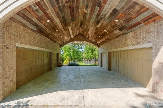 2535 S Lindbergh Blvd, Saint Louis, MO 63131 - view of garage