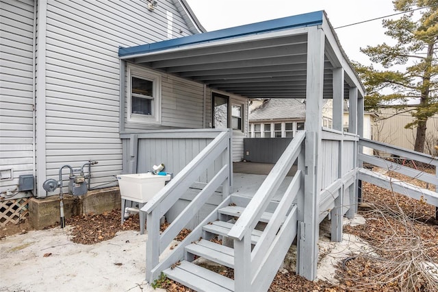 342 N Adams Ave, Lebanon, MO 65536 - wooden deck with fence