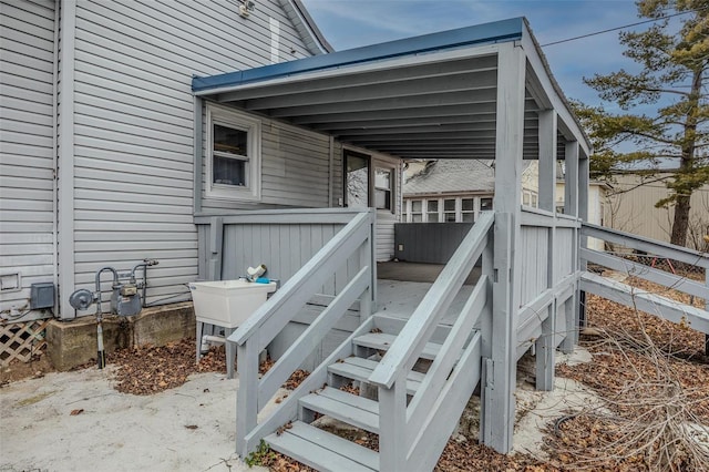 342 N Adams Ave, Lebanon, MO 65536 - deck featuring fence