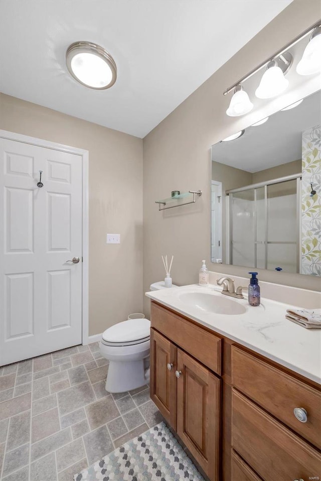 12054 Anthonies Mill Rd, Bourbon, MO 65441 - full bathroom with a shower stall, vanity, and toilet