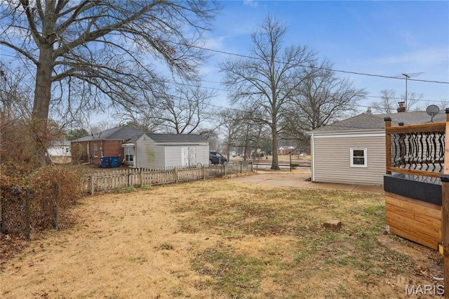 2808 Chadwick Dr, Bel-Nor, MO 63121 - view of yard with a patio area