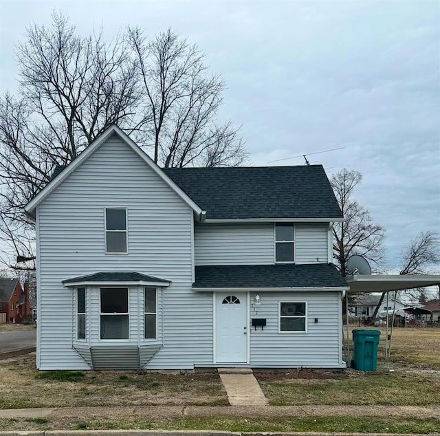 117 Pine St, Sullivan, MO 63080 - traditional-style house with a shingled roof
