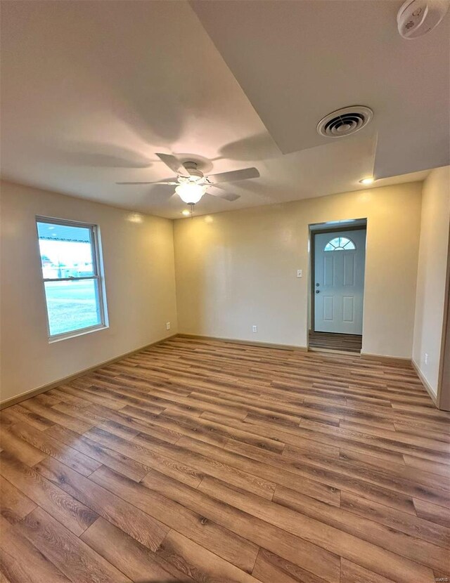 117 Pine St, Sullivan, MO 63080 - unfurnished room featuring wood finished floors, ceiling fan, and baseboards
