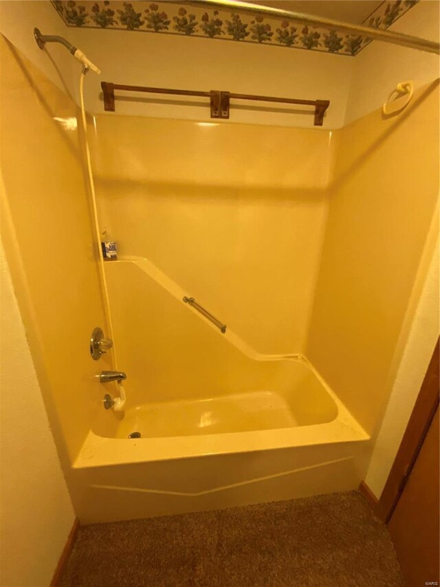 16340 Caldwell Ln, Dixon, MO 65459 - bathroom with shower / washtub combination and baseboards