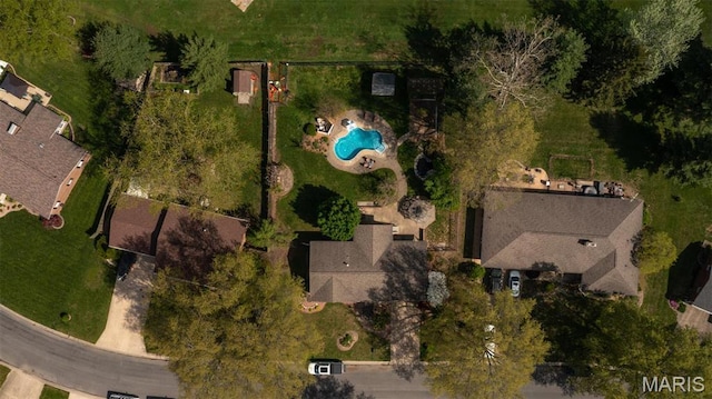 807 W Miller Dr, Staunton, IL 62088 - view of property location with a pool area