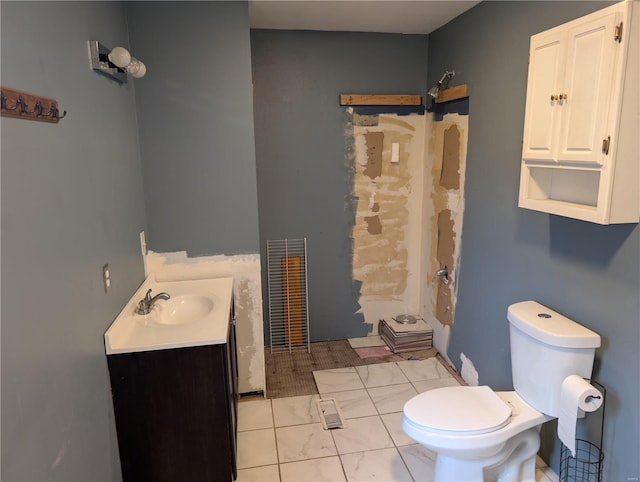 205 Fisher Ave, Sawyerville, IL 62085 - full bathroom featuring toilet, vanity, and a shower