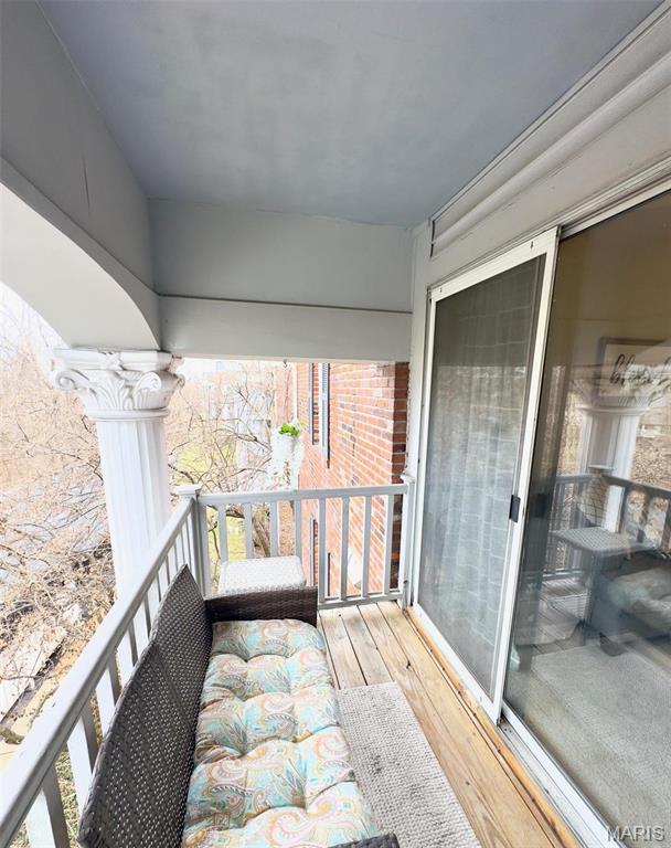 7507 Triwoods Dr Unit J, Saint Louis, MO 63119 - view of balcony