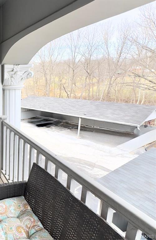7507 Triwoods Dr Unit J, Saint Louis, MO 63119 - view of balcony