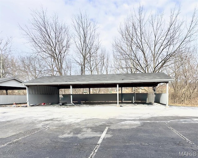 7507 Triwoods Dr Unit J, Saint Louis, MO 63119 - view of car parking
