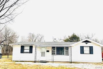 118 Saint Christopher, Cahokia, IL 62206 - view of front of house