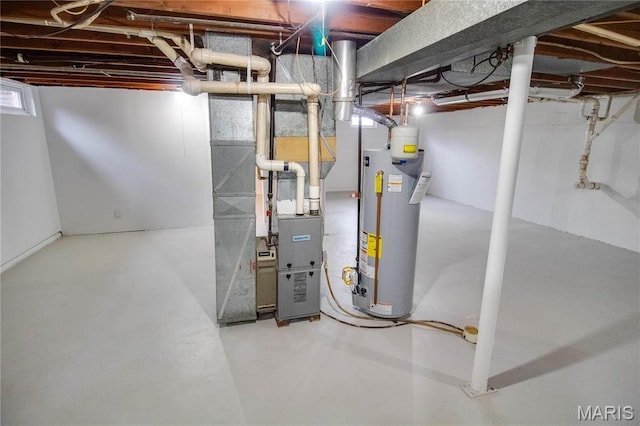 429 Oak St, East Alton, IL 62024 - below grade area featuring gas water heater