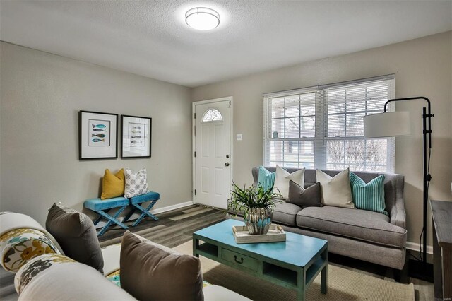 10217 Royal Dr, Saint Louis, MO 63136 - photo 5